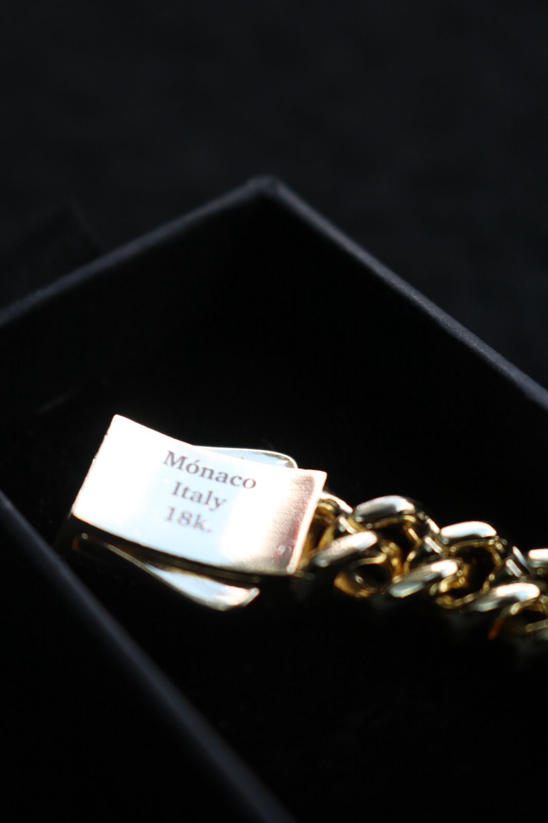 Monaco Greca Royale – Serie Limitada
